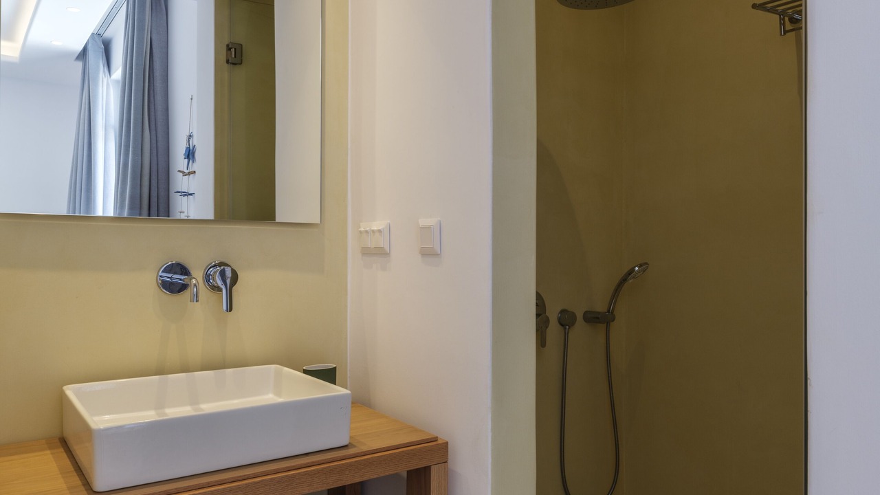 Photo of Bathroom in Elia