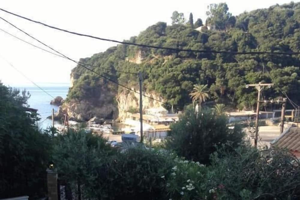 Photo of Others in Lakones