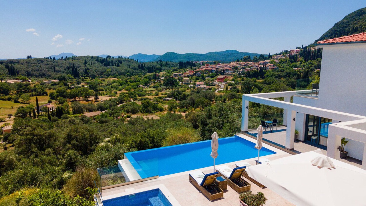 Photo of Outdoor in Doukades