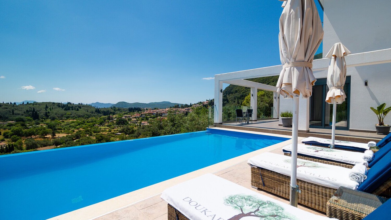 Photo of Outdoor in Doukades