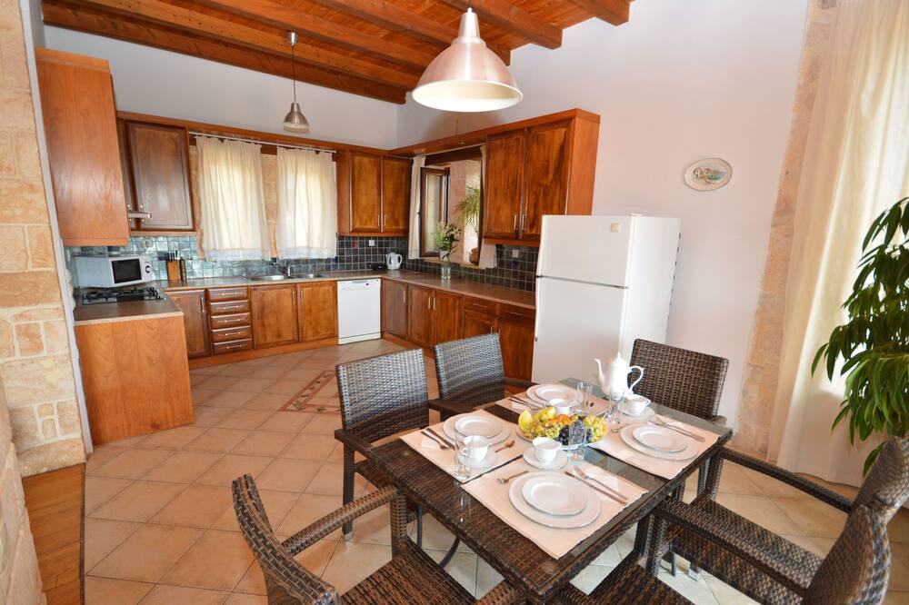 Photo of Kitchen in Kontos