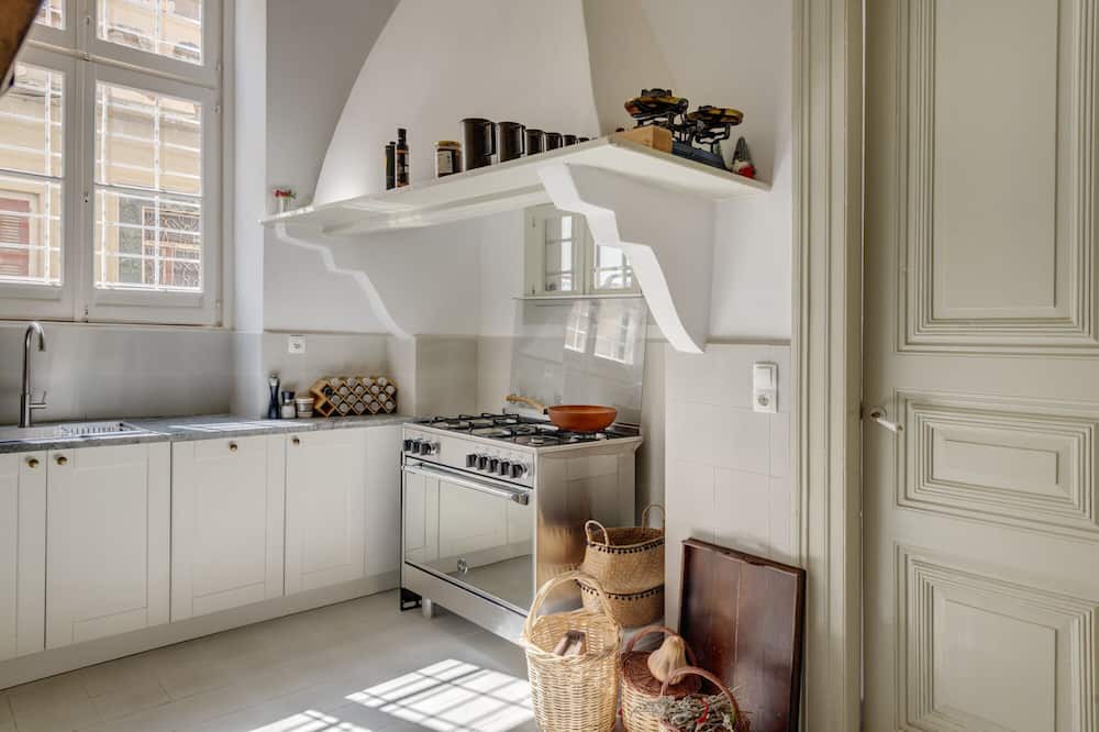 Photo of Kitchen in Ermoupoli