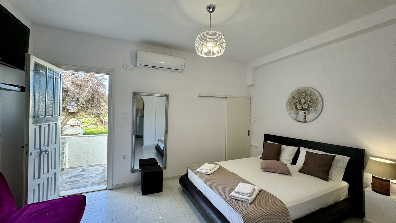 Photo of Bedroom in Agia Anna