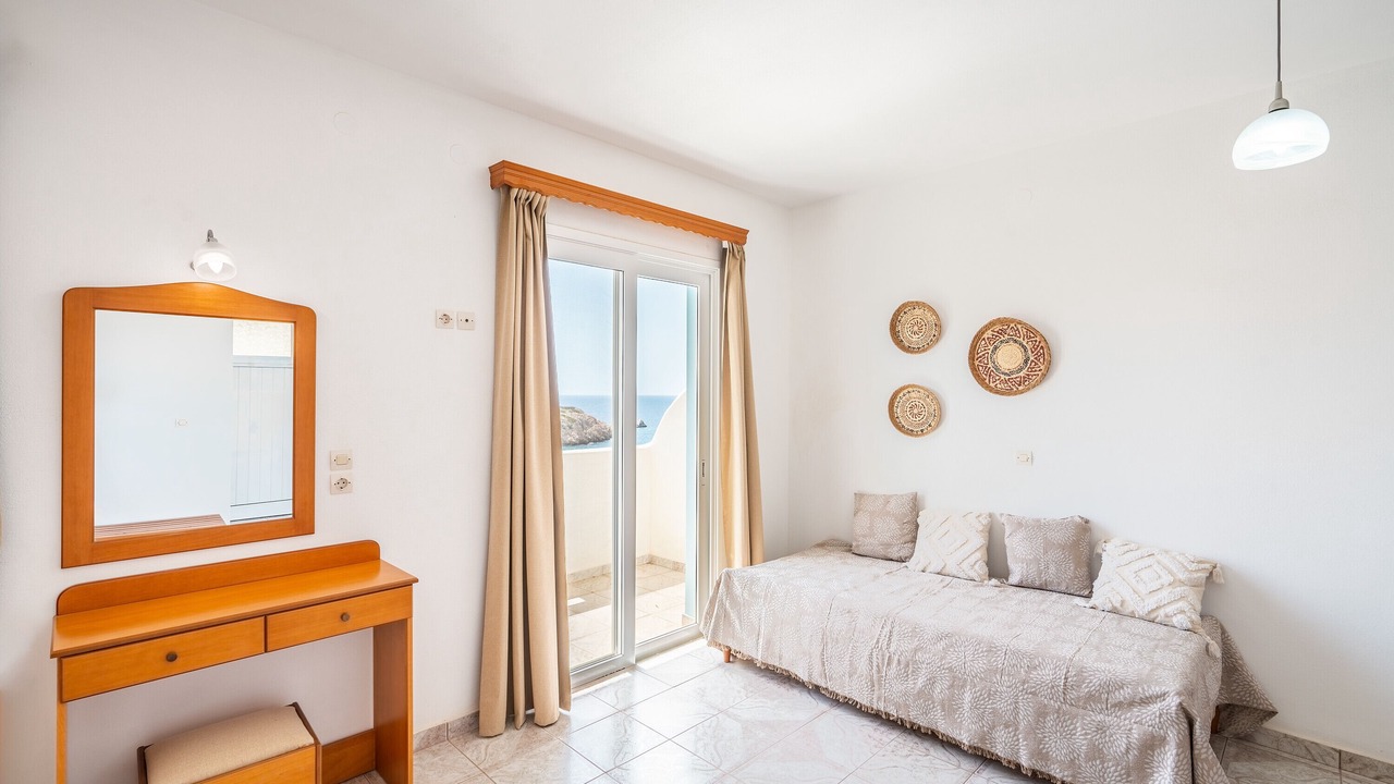 Photo of Livingroom in Amoopi