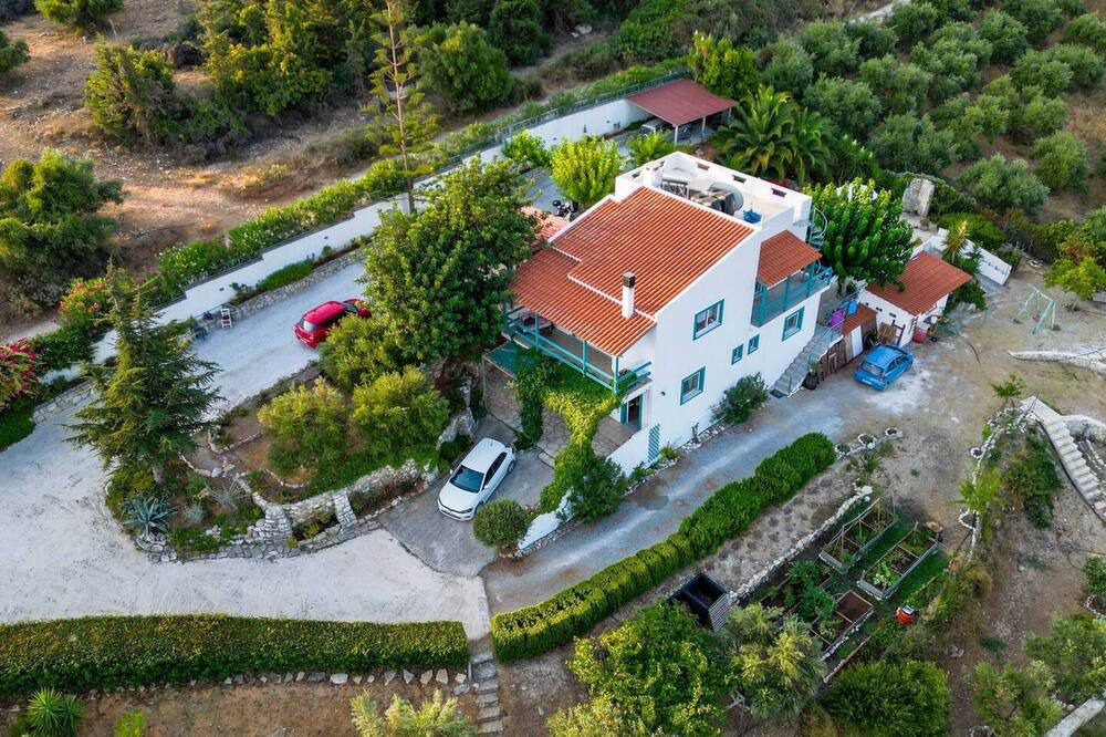Photo of Outdoor in Douliana