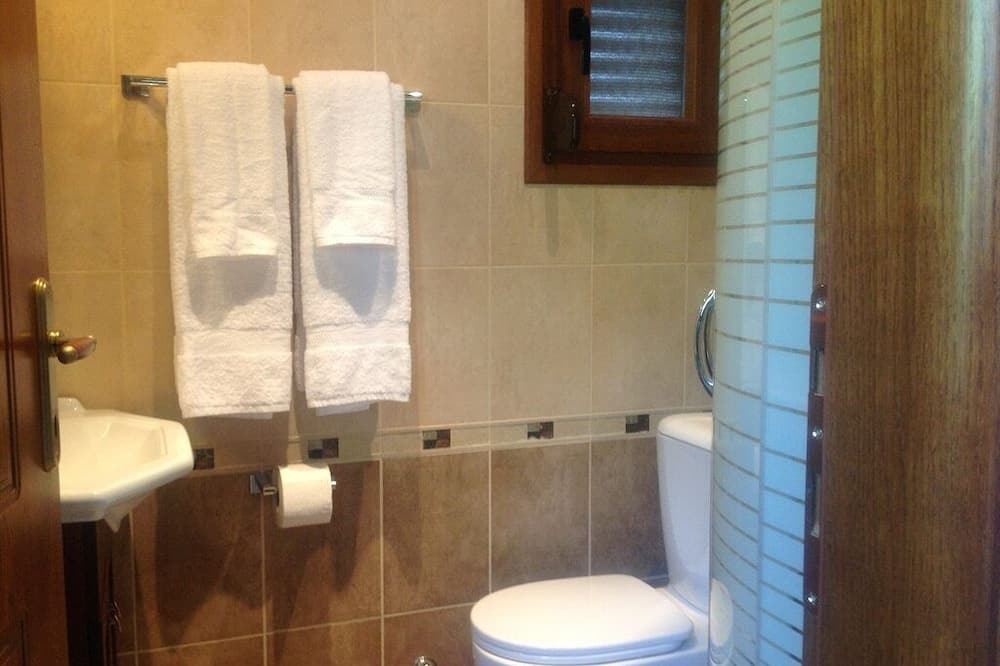 Photo of Bathroom in Elios