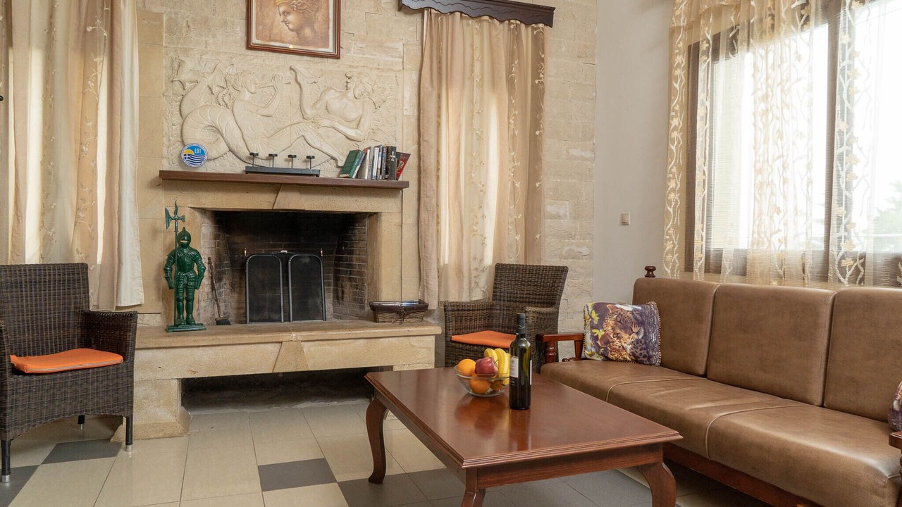 Photo of Livingroom in Makrys Tichos