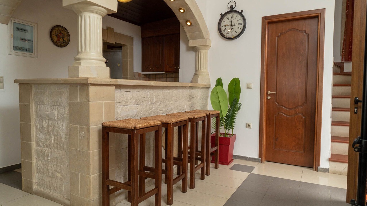 Photo of Kitchen in Makrys Tichos