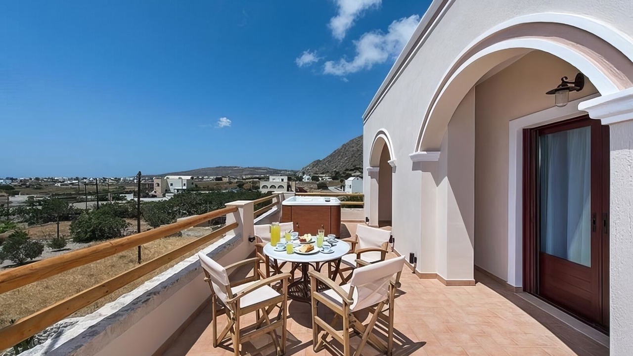 Photo of Outdoor in Perissa
