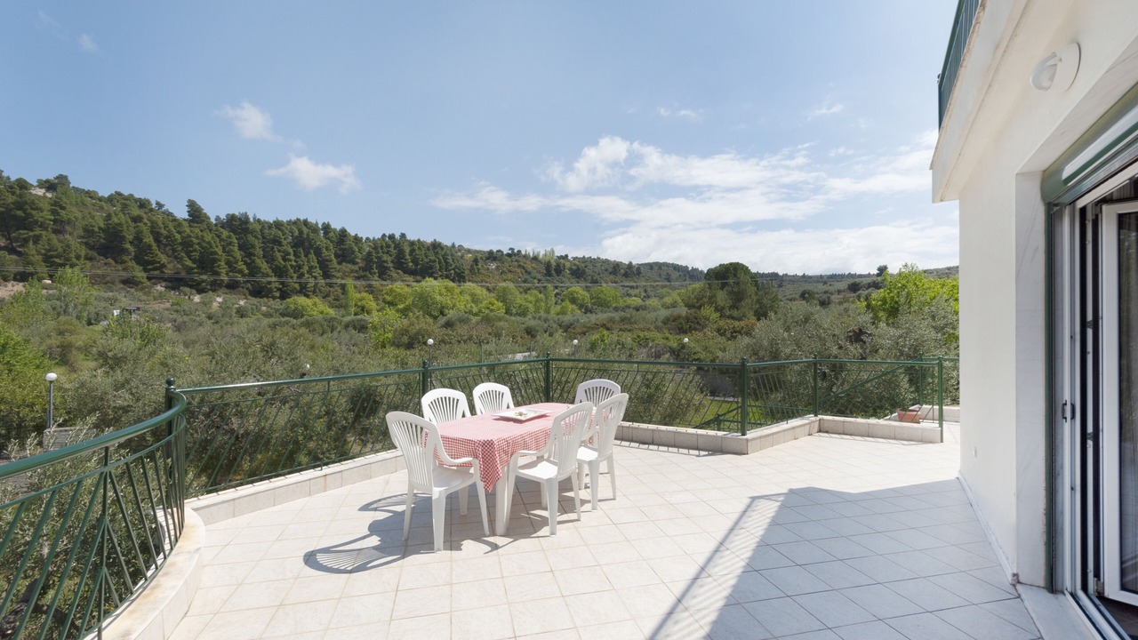 Photo of Outdoor in Elia