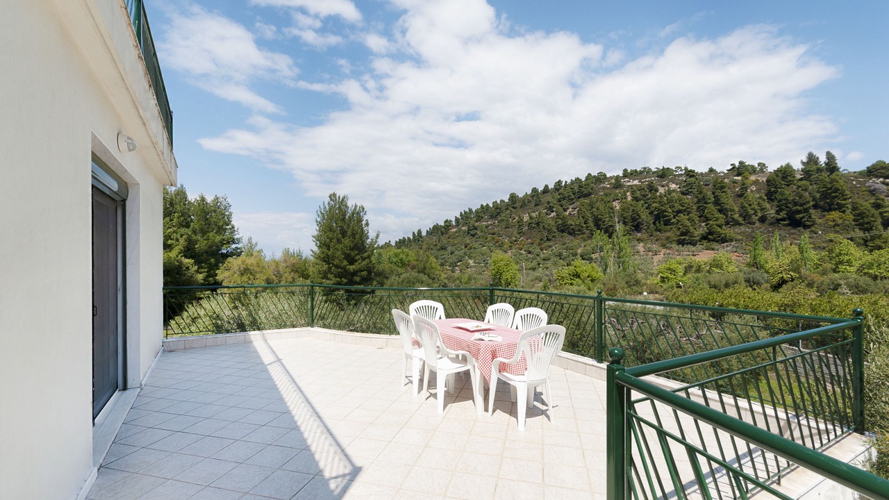 Photo of Outdoor in Elia