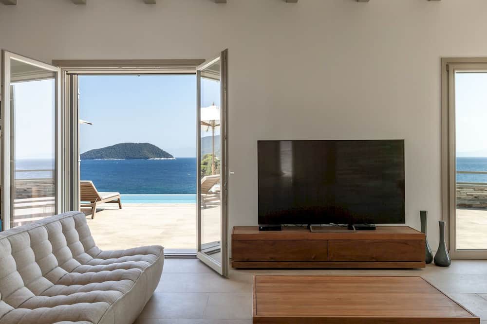 Photo of Livingroom in Elios