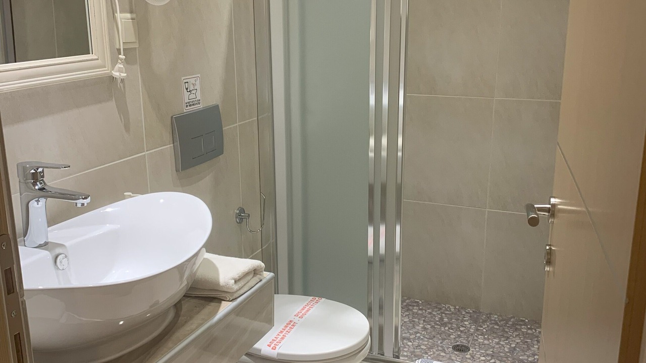 Photo of Bathroom in Thasos Town