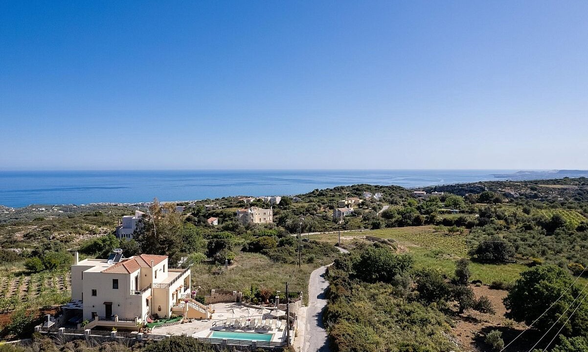 Photo of Outdoor in Roussospiti