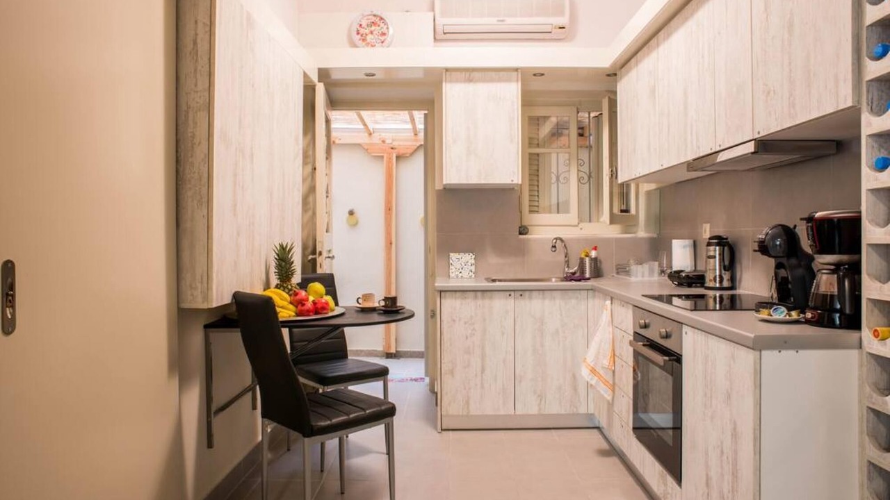 Photo of Kitchen in Nea Chalkidona