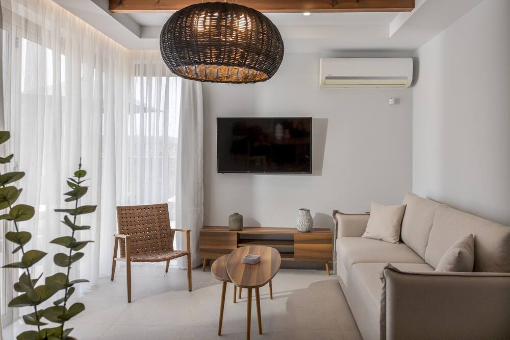 Photo of Livingroom in Anopolis