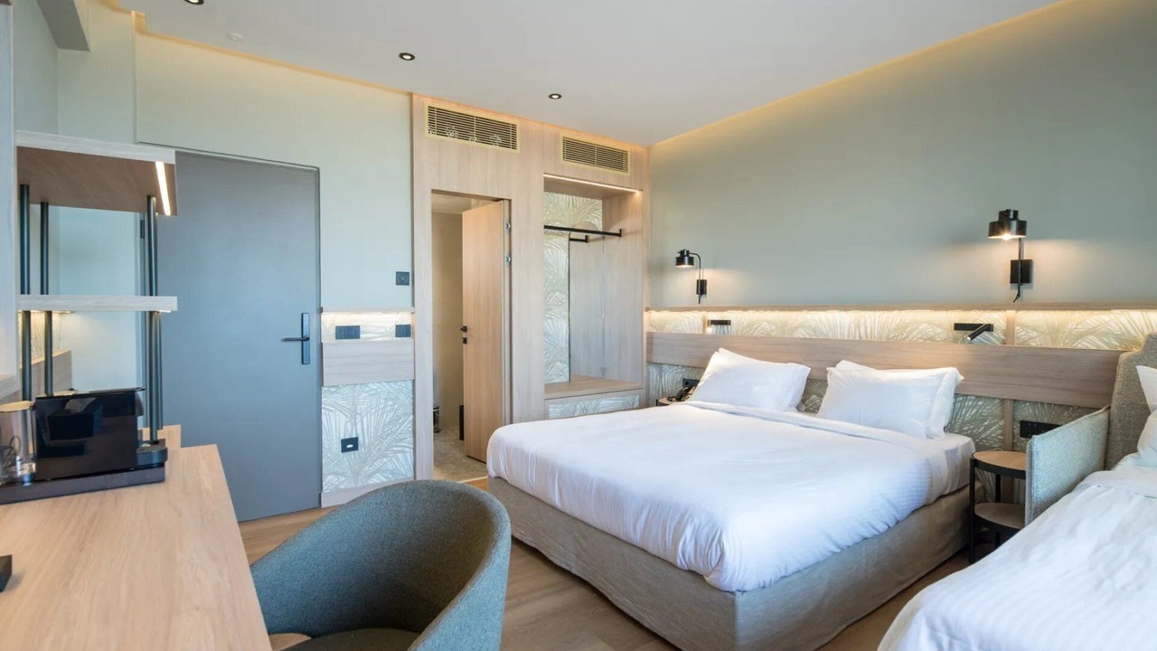 Photo of Bedroom in Analipsi