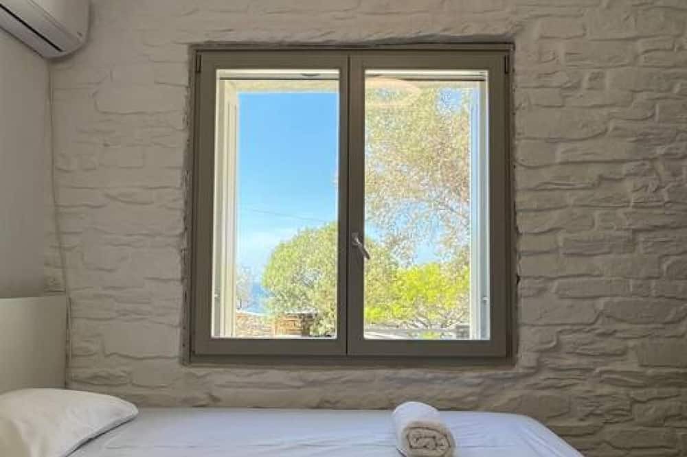 Photo of Bedroom in Koundouros