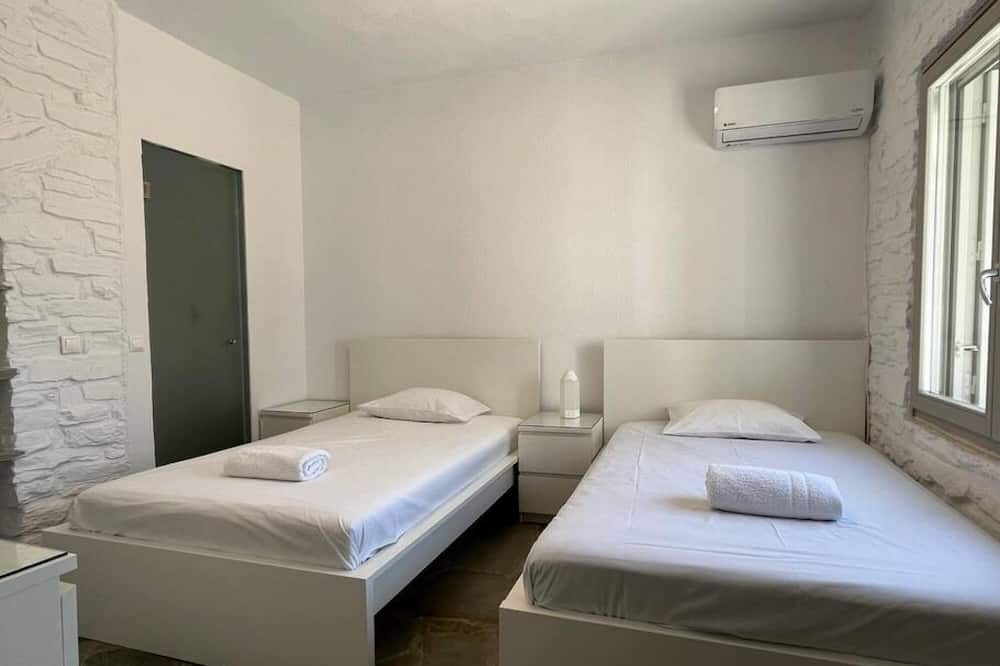 Photo of Bedroom in Koundouros