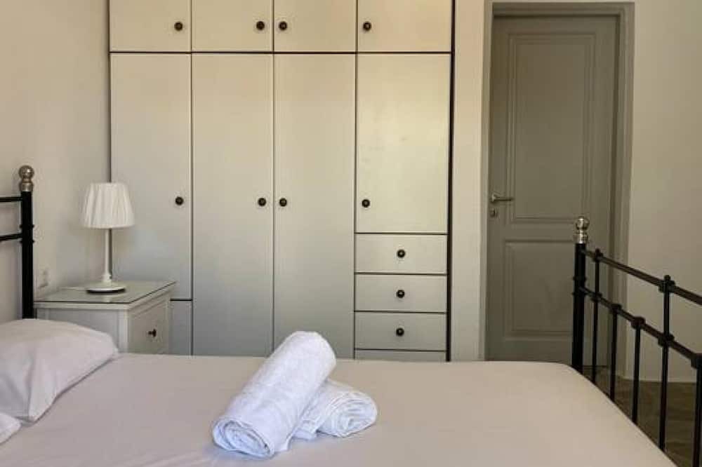 Photo of Bedroom in Koundouros