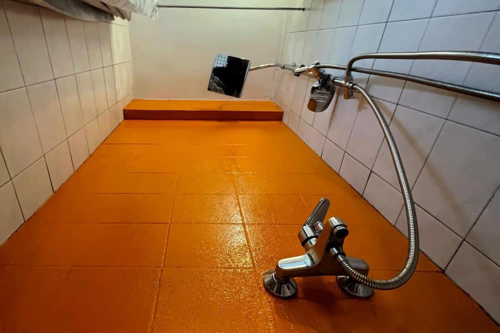 Photo of Bathroom in Nees Pagases