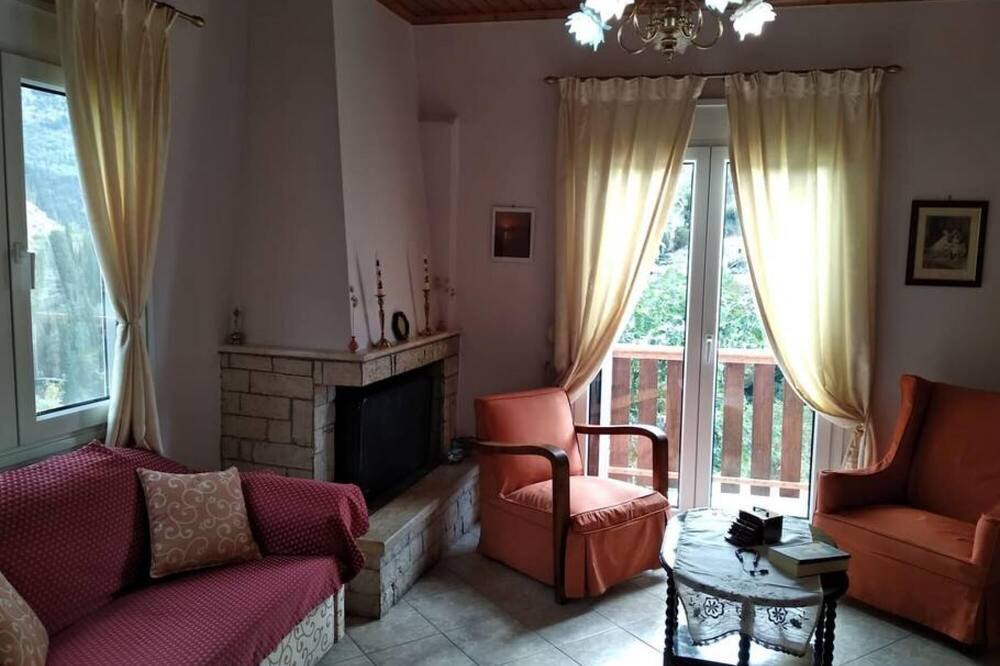 Photo of Livingroom in Kalamitsi