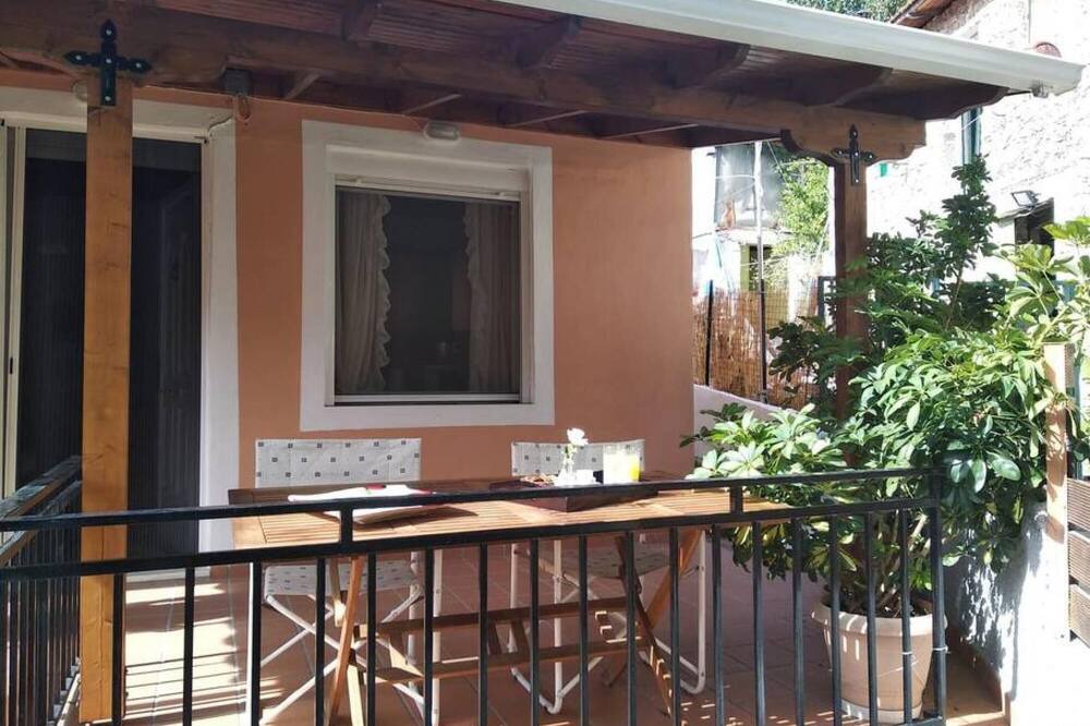 Photo of Patio Balcony in Kalamitsi