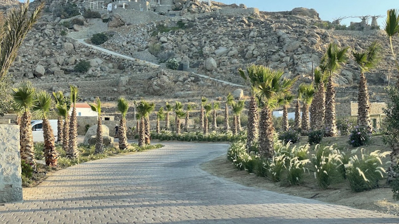 Photo of Outdoor in Plintri