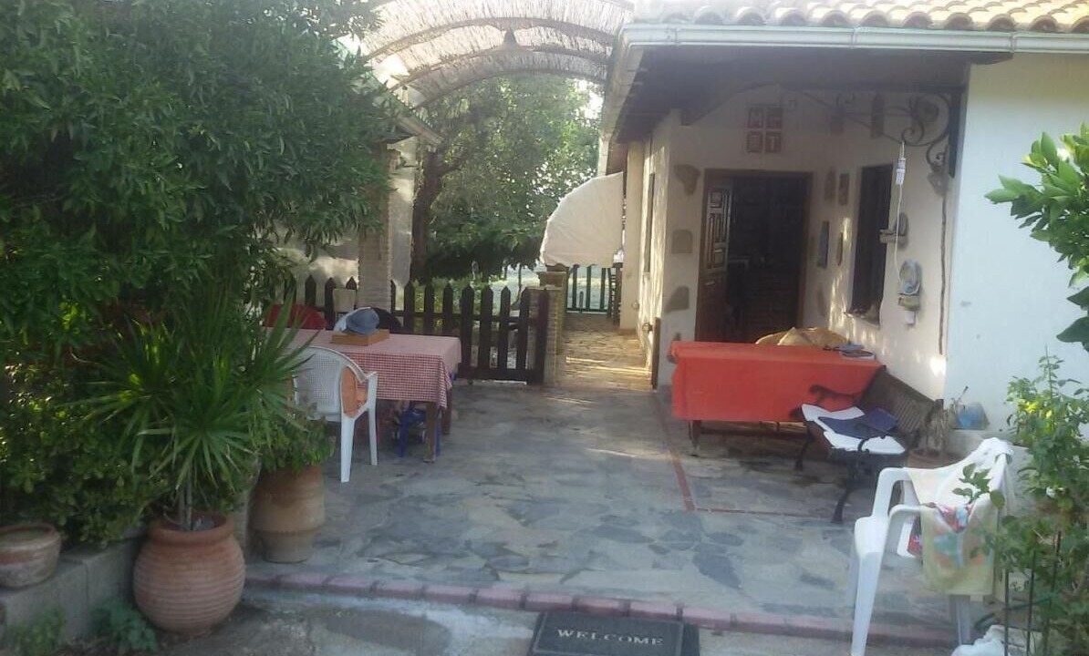 Photo of Patio Balcony in Alonia