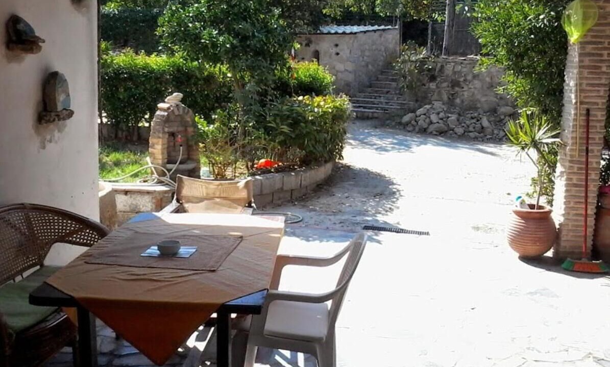 Photo of Outdoor in Alonia