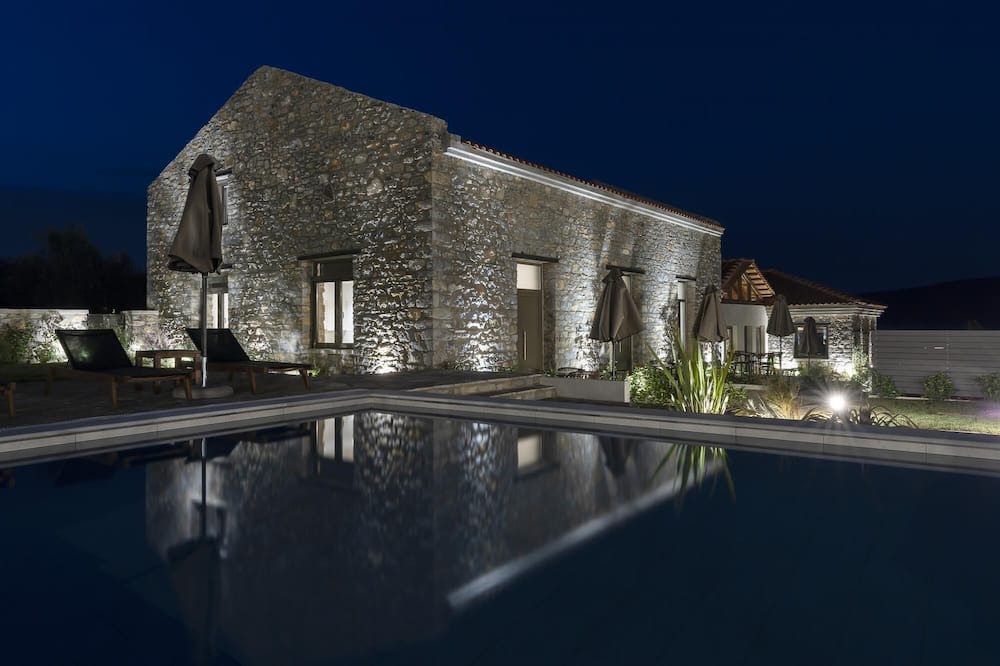 Photo of Outdoor in Sourpi