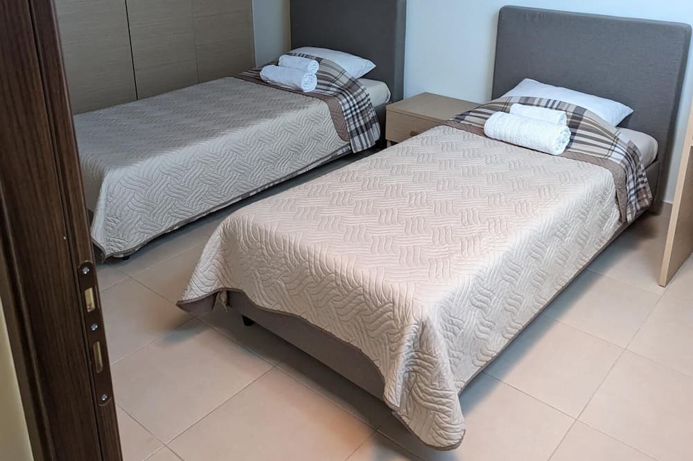Photo of Bedroom in Kamena Vourla