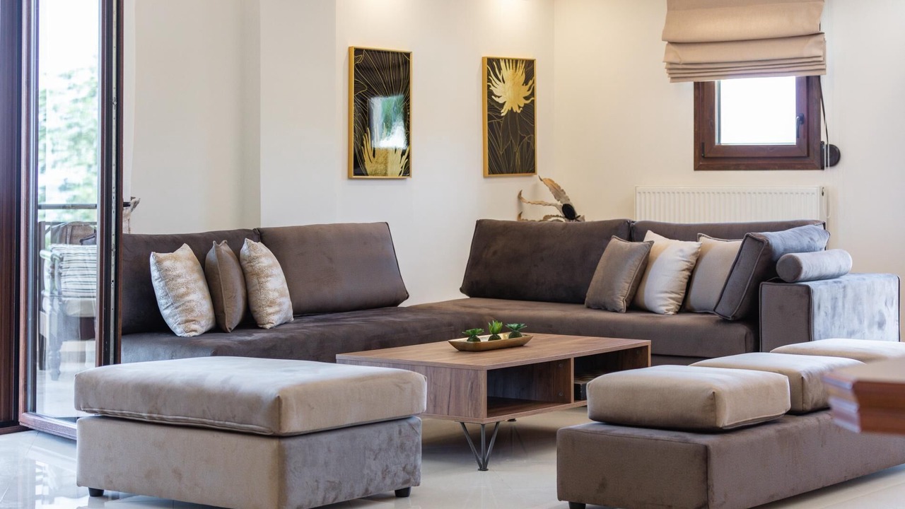 Photo of Livingroom in Roussospiti