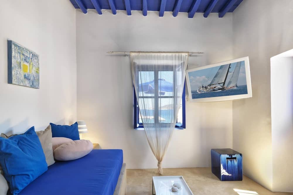 Photo of Livingroom in Kimolos