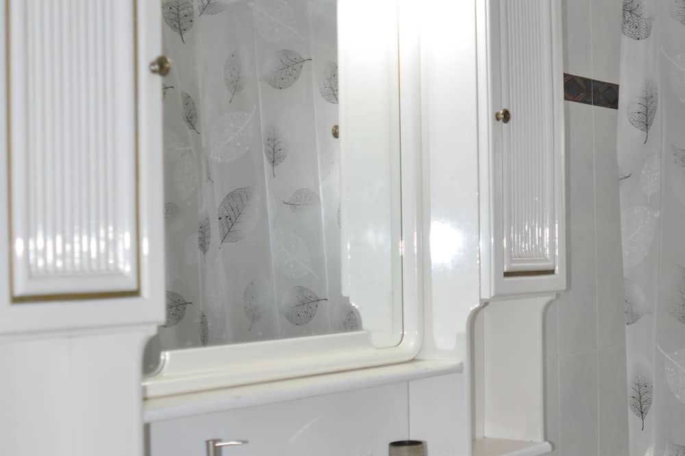 Photo of Bathroom in Zipari