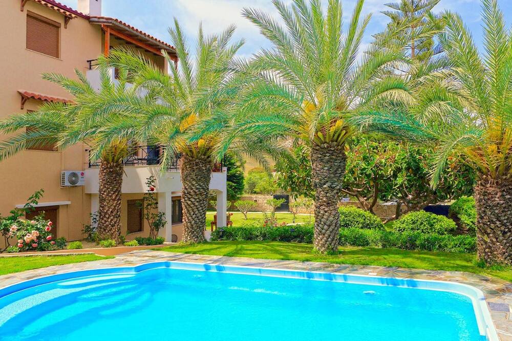 Photo of Outdoor in Karteros