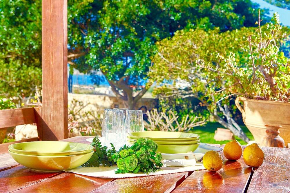 Photo of Outdoor in Karteros