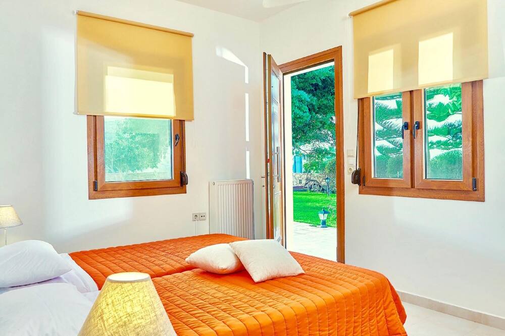 Photo of Bedroom in Karteros
