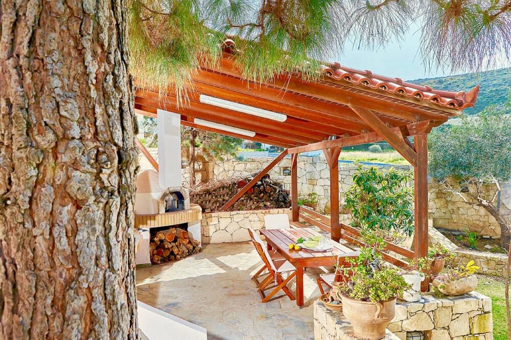 Photo of Outdoor in Karteros