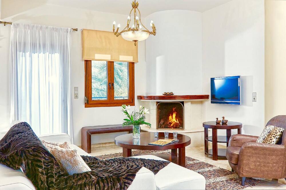 Photo of Livingroom in Karteros
