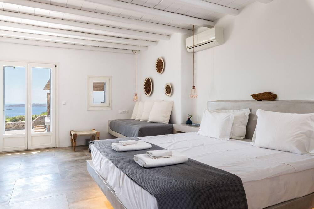 Photo of Bedroom in Psarou