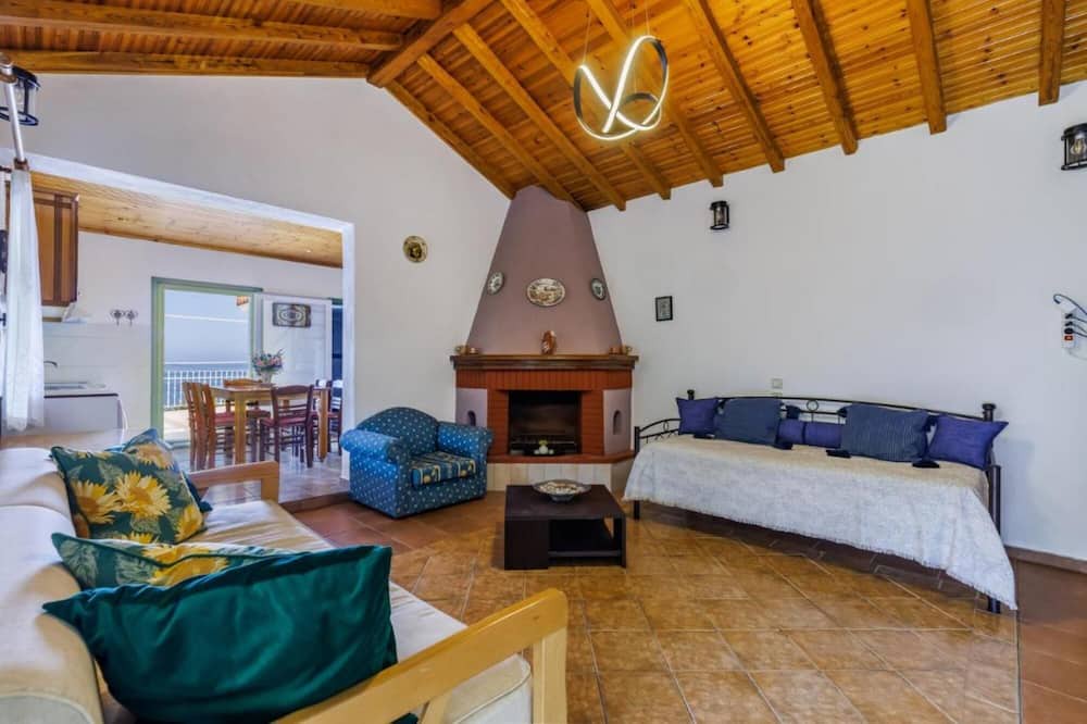 Photo of Livingroom in Xanthi Region