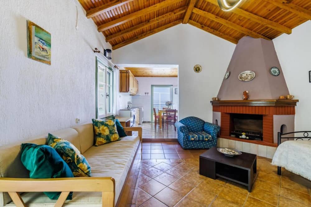 Photo of Livingroom in Xanthi Region