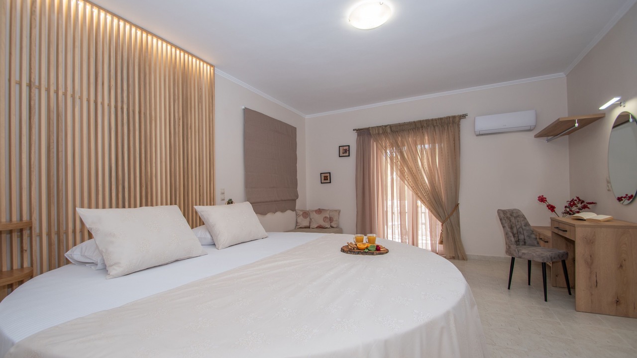 Photo of Bedroom in Alonia