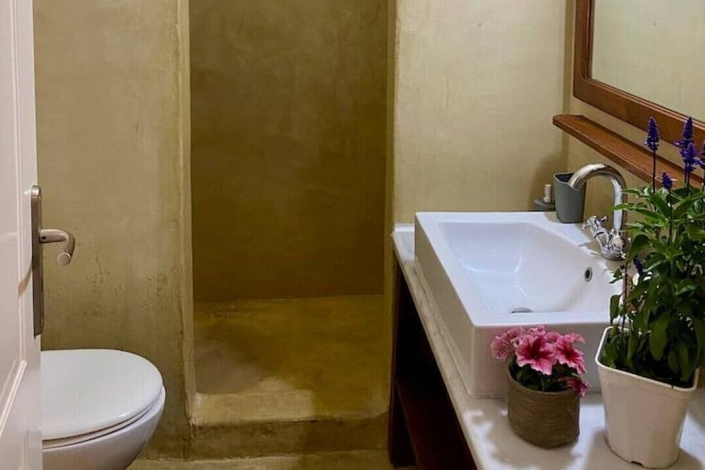 Photo of Bathroom in Vourkari