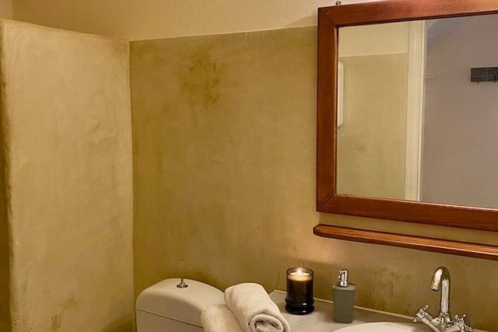 Photo of Bathroom in Vourkari