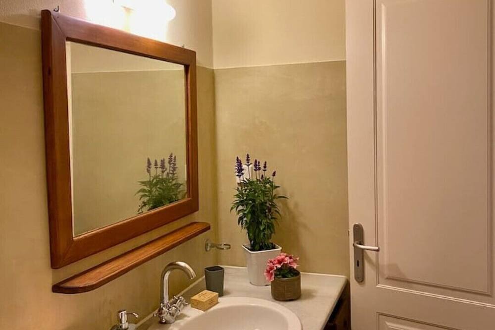 Photo of Bathroom in Vourkari