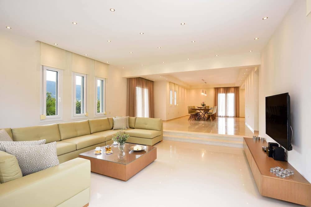 Photo of Livingroom in Souda