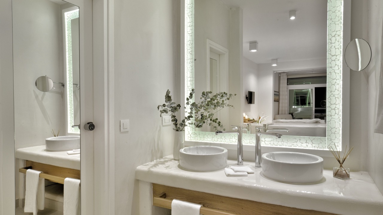 Photo of Bedroom in Platis Gialos