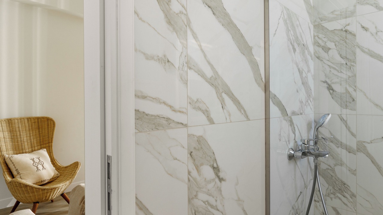 Photo of Bathroom in Paleopolis